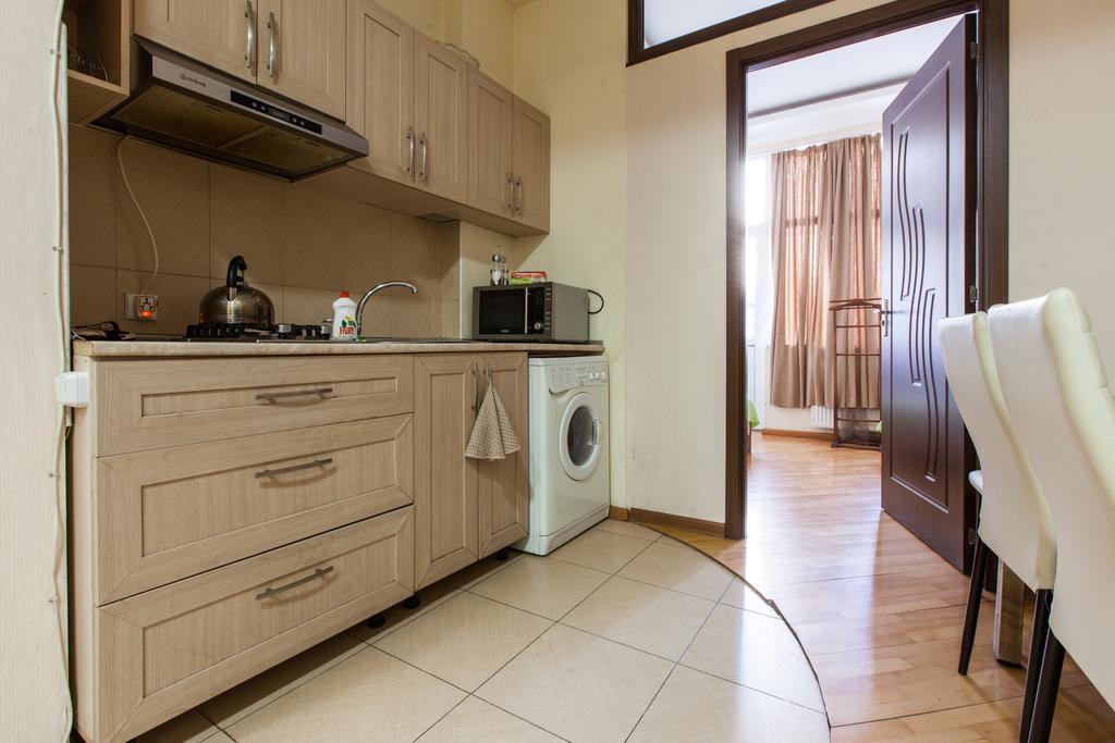 Sweet Home Apartment Tiflis Habitación foto
